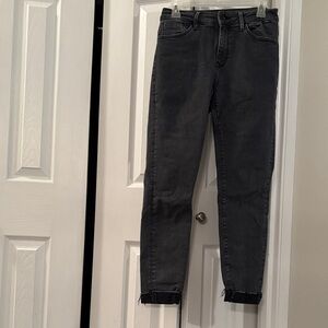 Mavi Tess skinny size 28 inseam 29 washed black Ankle Jeans
